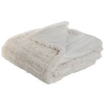 Dessus de Lit / Couverture polyester Ecru  220 X 240 X1 580 GSM