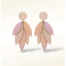 Boucles d'oreilles en cuir Amazon rose argent holographique de la marque Pepita del Sol