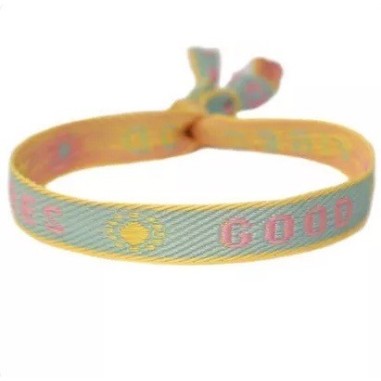 Bracelet tissé good vibes pastel