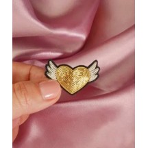 Broche Coeur ailé doré fait main broderie cannetille