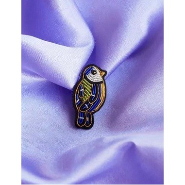 Broche Mésange fait main broderie cannetille