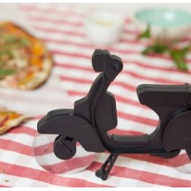 Roulette à pizza Scooter 2
