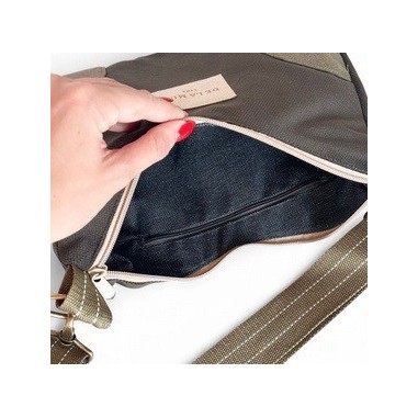 Sac à fermeture eclair et bandouliere ajustable edition limitée EVER