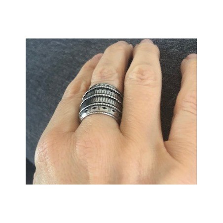 Bague Large argentée tendance éthnique ajustable
